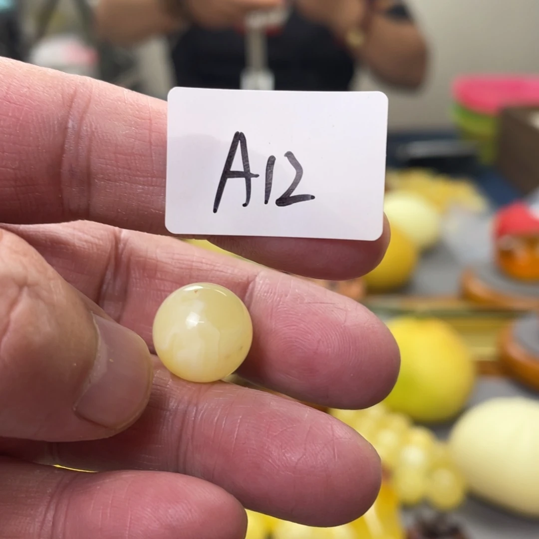 手链琥珀未镶嵌多样性发，发其中一件