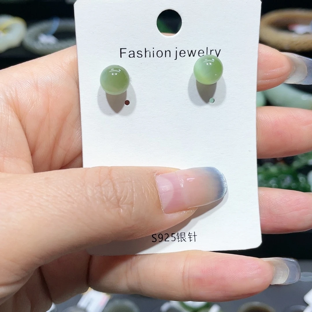 【闪购商品】和田玉耳钉银S925镶嵌