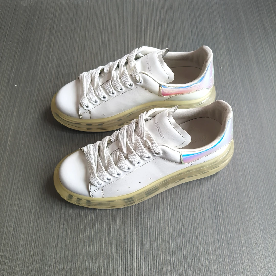 95新 Alexander McQueen/亚历山大·麦昆 36.5码/彩尾厚底气垫板鞋