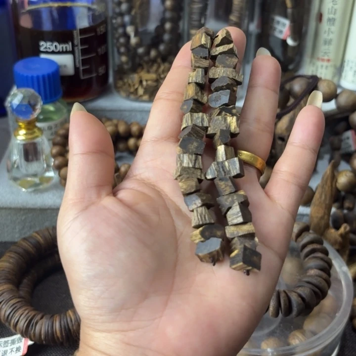 奇车挂件香薰1条天然