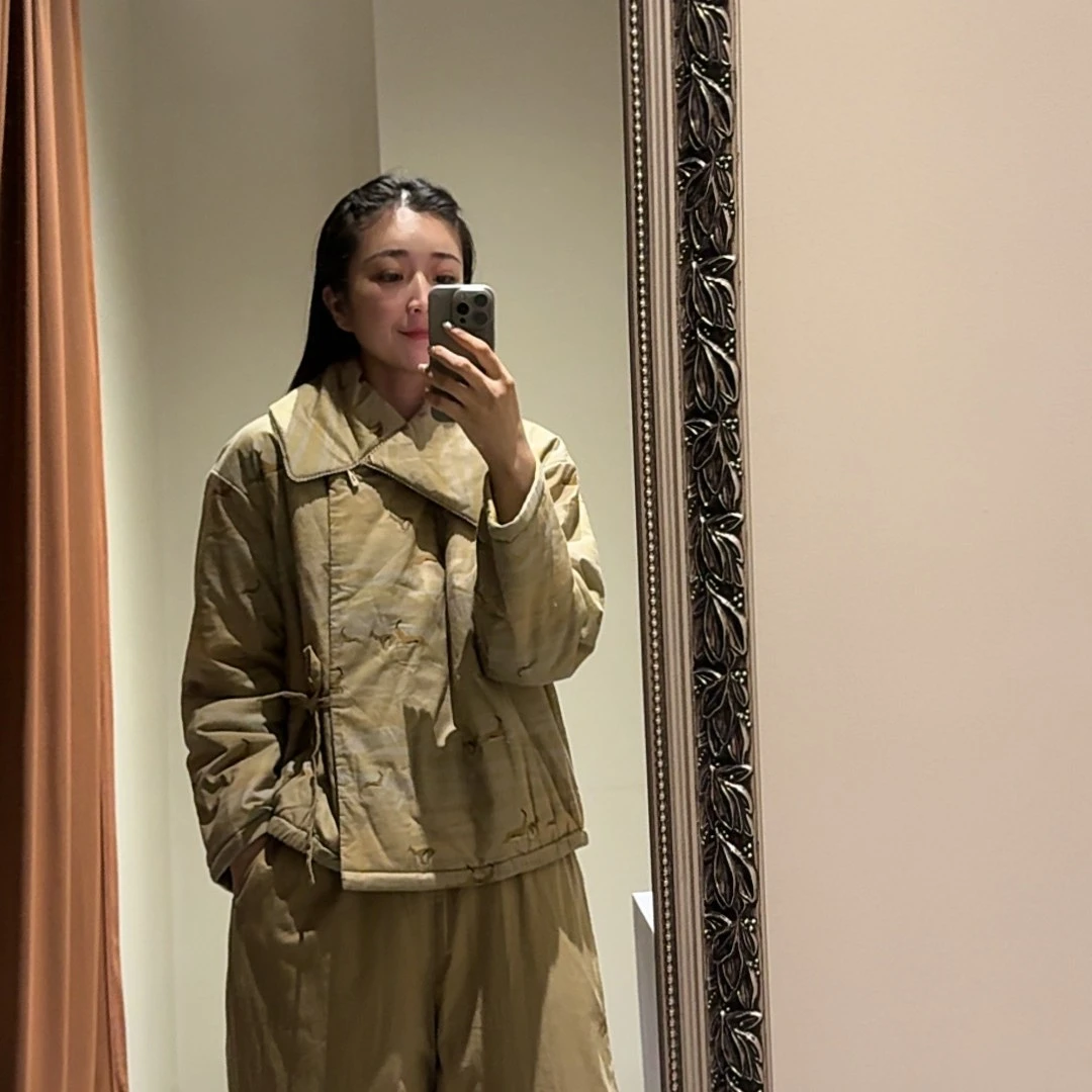 百搭纯色常规扎花服装版型秋季圆领设计师冬季