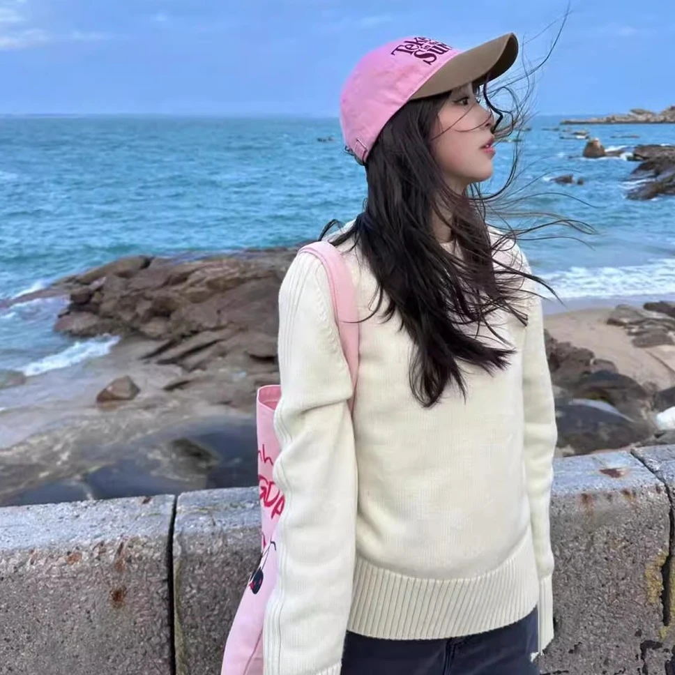 慵懒风宽松白色套头毛衣女高级感内搭针织衫