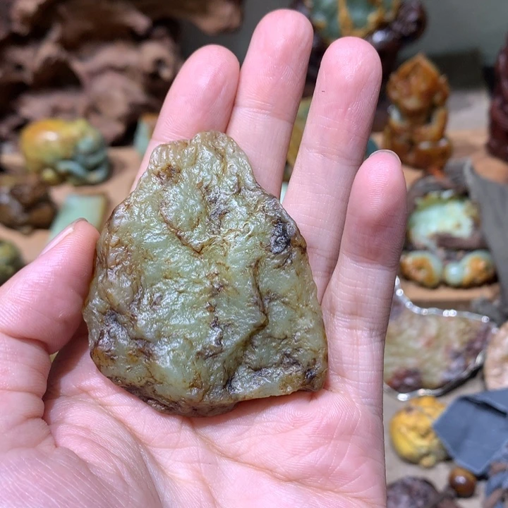 未镶嵌岫岩河磨玉（透闪石质玉）挂件用****9