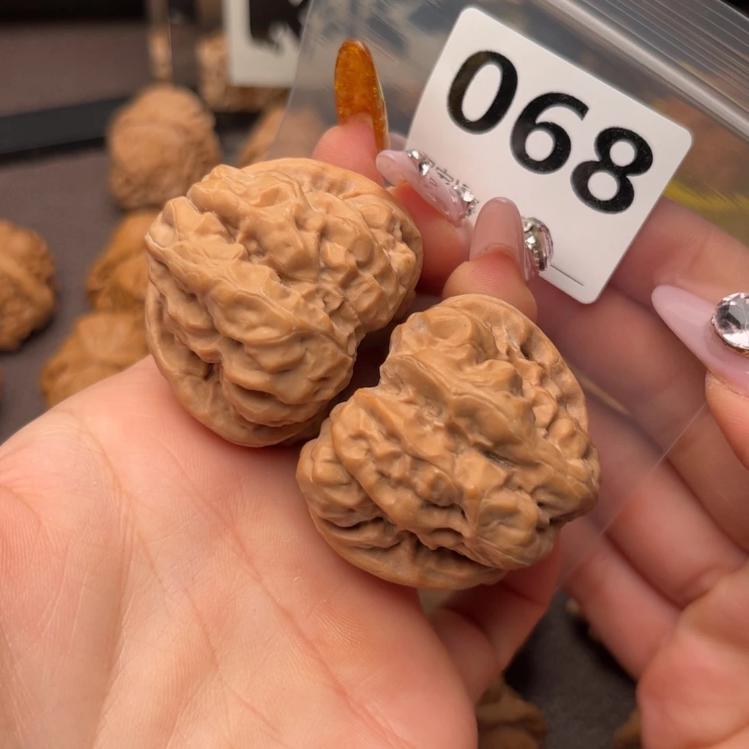 文玩核桃把件肚45边41