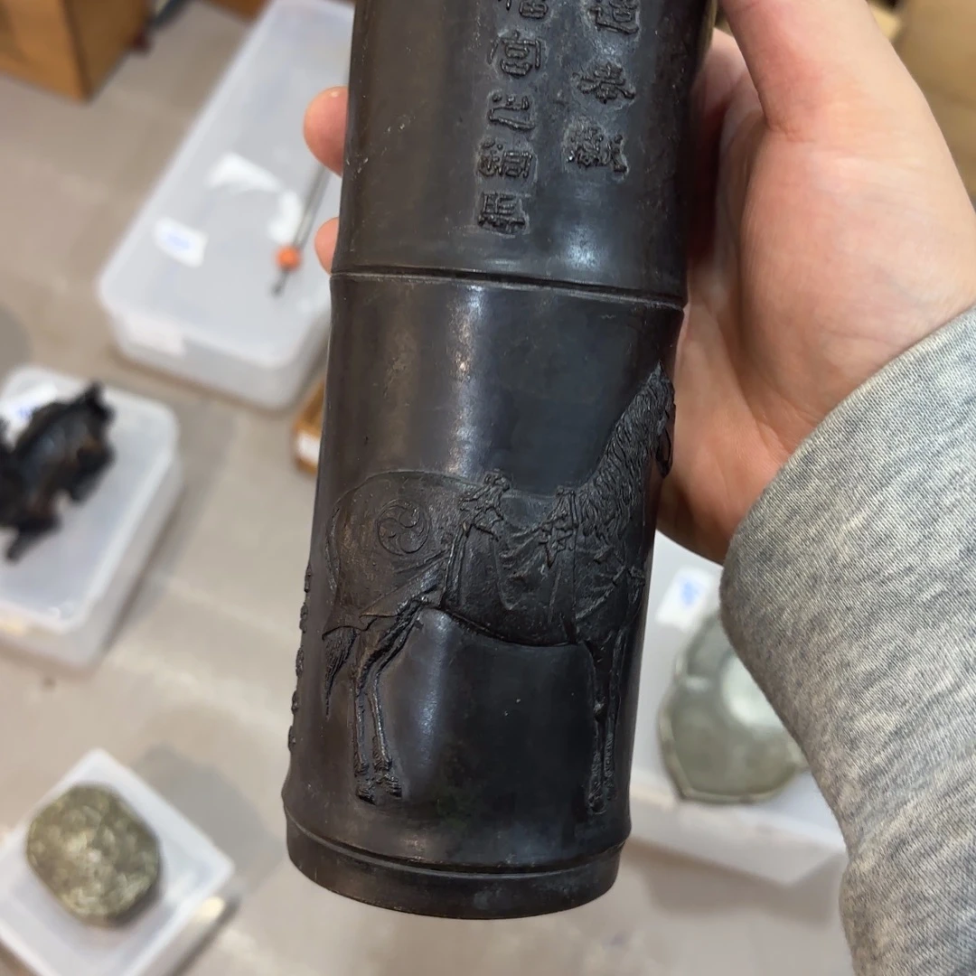 安***趣非常喜欢这个瓷器