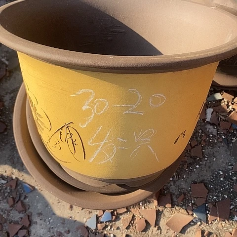 紫砂中国宜兴紫砂花盆，