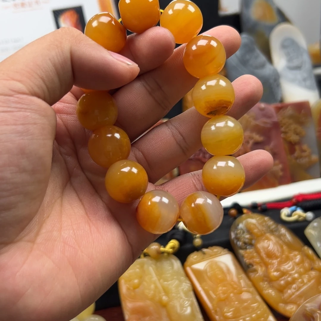 石英质玉（黄龙玉）未镶嵌黄龙玉