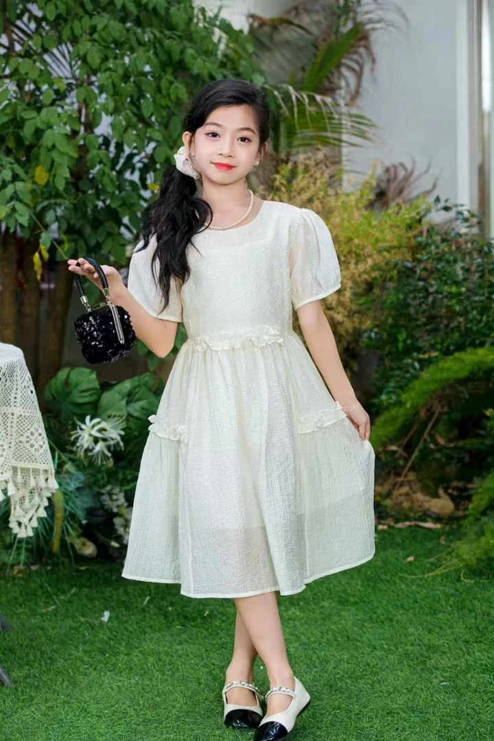 夏季新款-泡泡袖女童时尚天丝洋气百搭连衣裙（根据裙长来拍）