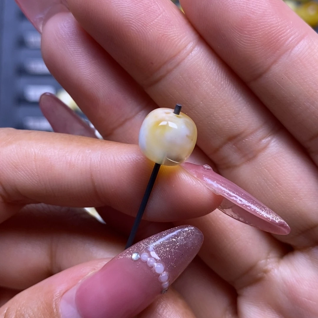 蜜蜡未镶嵌珠宝奇石金白荧光妖花老型10.2*