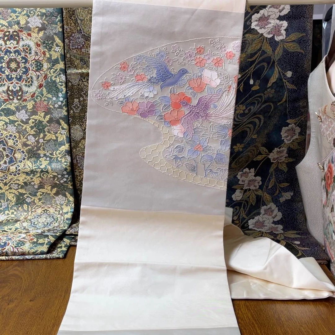 织绣侃*打籽绣打籽绣