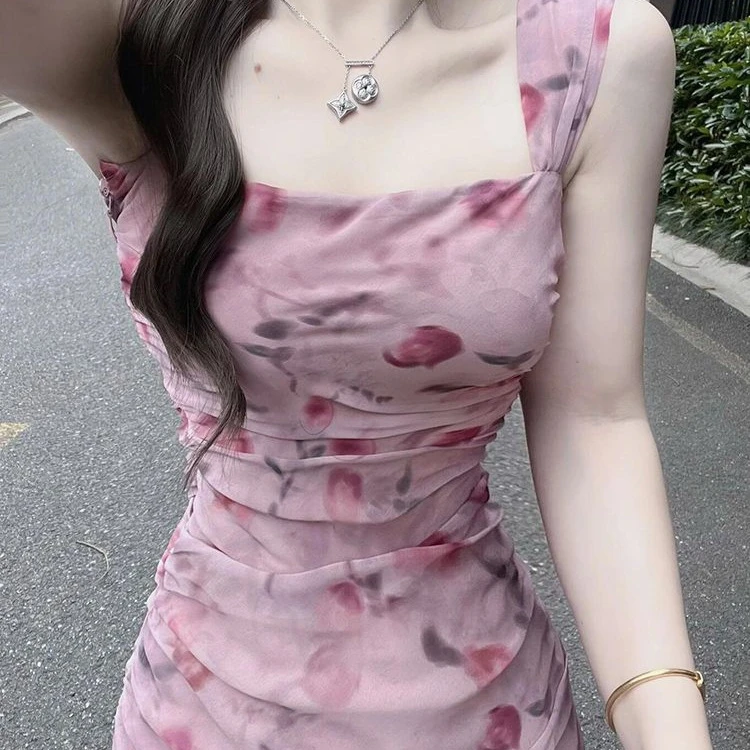 夏季茶歇法式气质粉色碎花吊带连衣裙子女绝美仙女裙收腰显瘦长裙