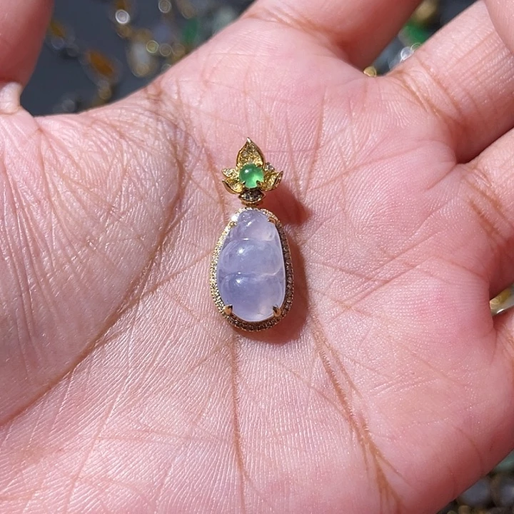 吊坠(不含链)18K金镶嵌翡翠