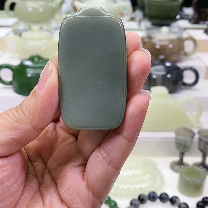 未镶嵌和田玉挂件无事牌