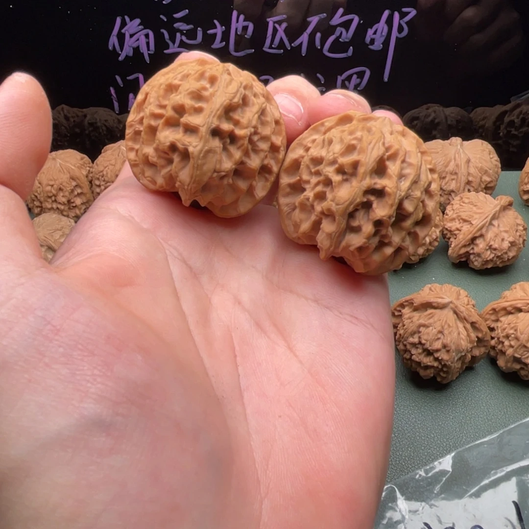 把件核桃40全品原装苹果园