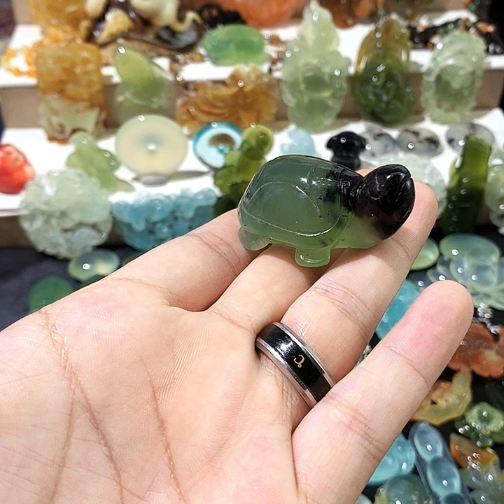 合金蛇纹石玉颈饰