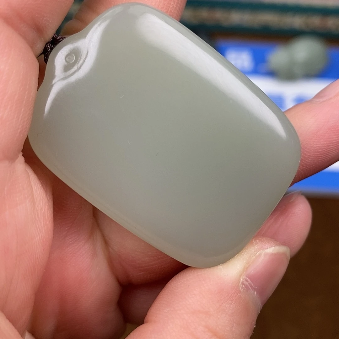 和田玉挂件未镶嵌无事牌