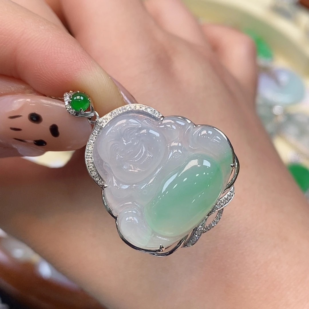 翡翠吊坠(不含链)18K金镶嵌佛公