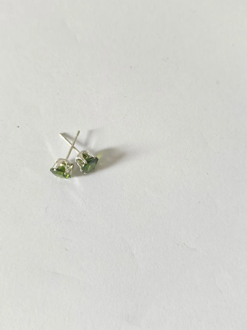小众设计简单经典耳饰HT8503