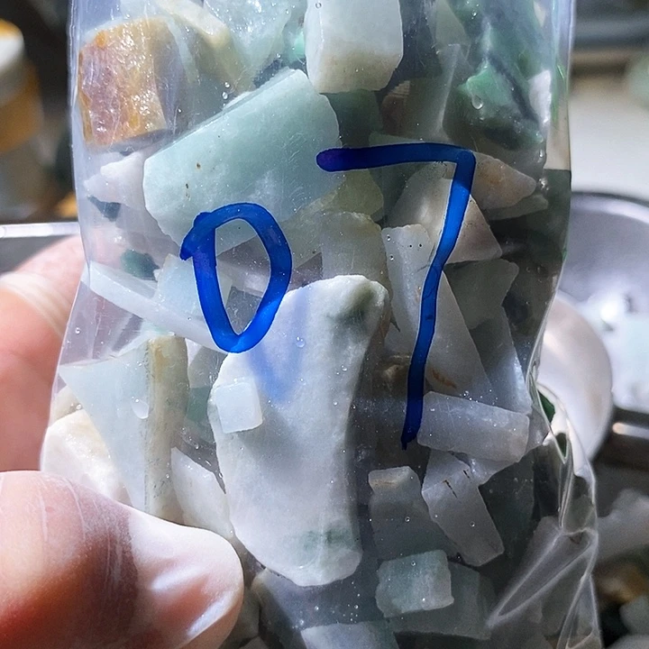 散珠翡翠鱼缸料07