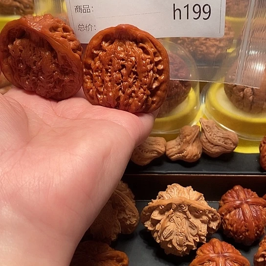 文玩核桃把件永***草蛇王