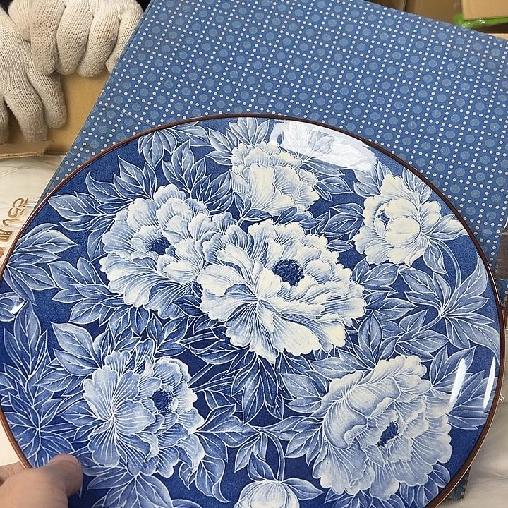 米***灰乳胶你在干嘛呢我在外面