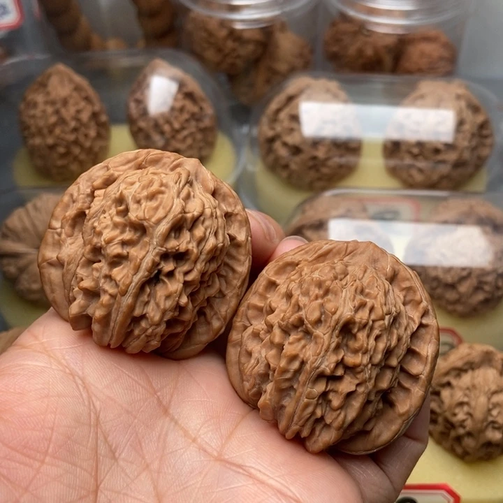 文玩核桃把件零*7四座楼