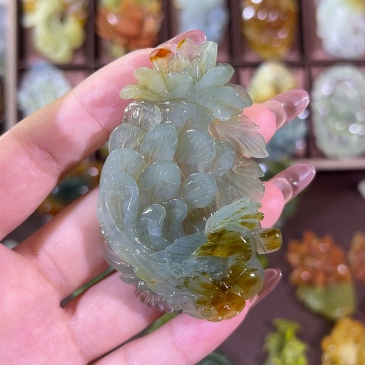 未镶嵌蛇纹石玉颈饰