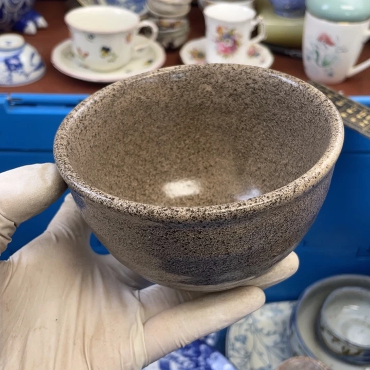 他家瓷器真美…开播了