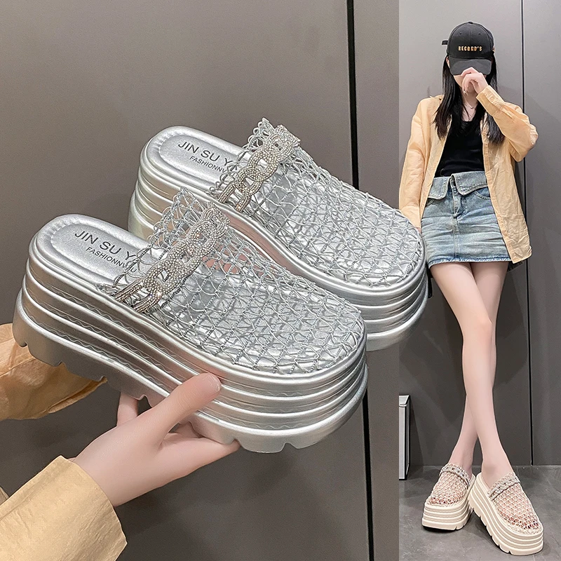 欧洲站设计感网面水钻包头半拖鞋女2025夏季新款百搭镂空厚底拖鞋