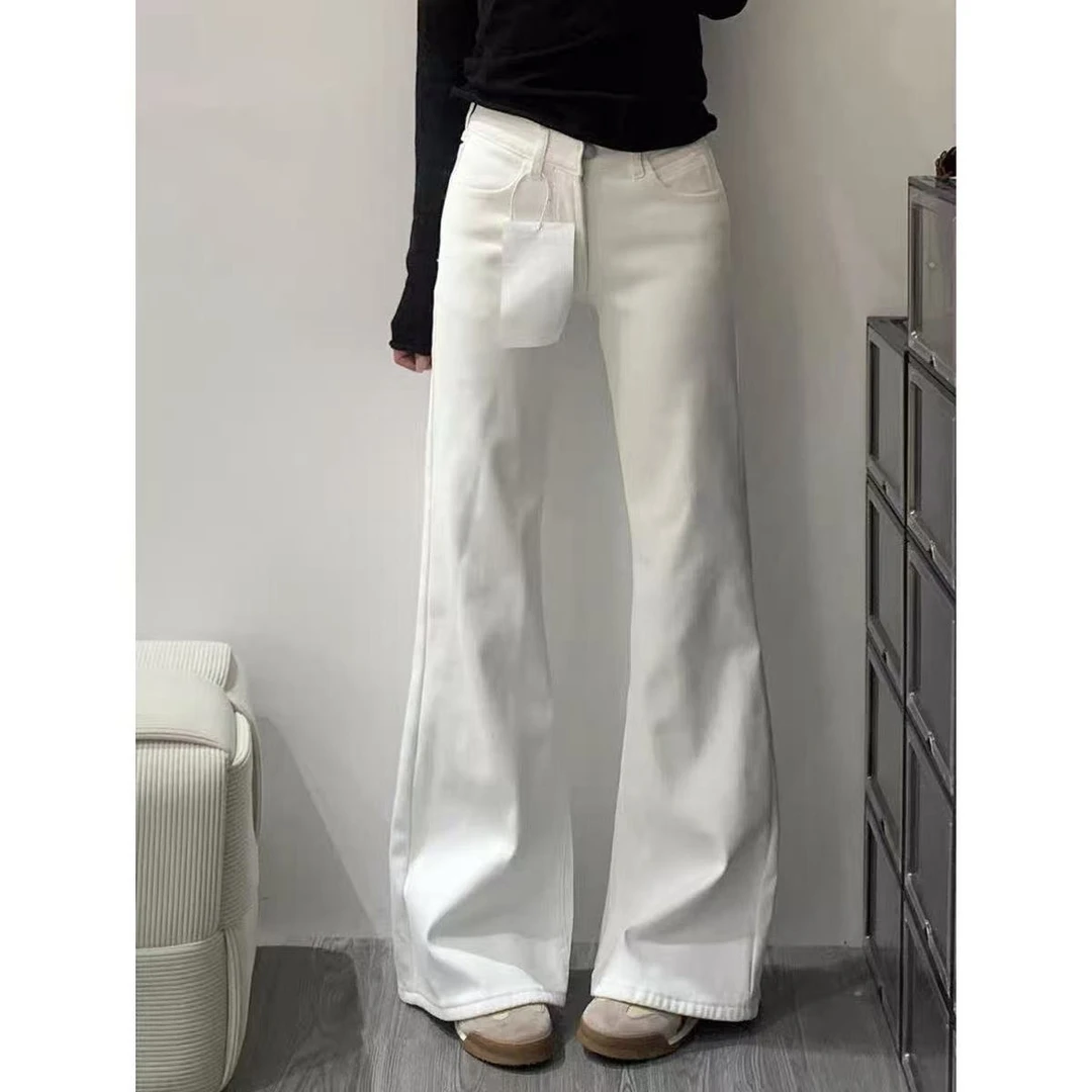 白色高腰不贴腿微喇牛仔裤女2025早春新款宽松休闲垂感百搭拖地裤