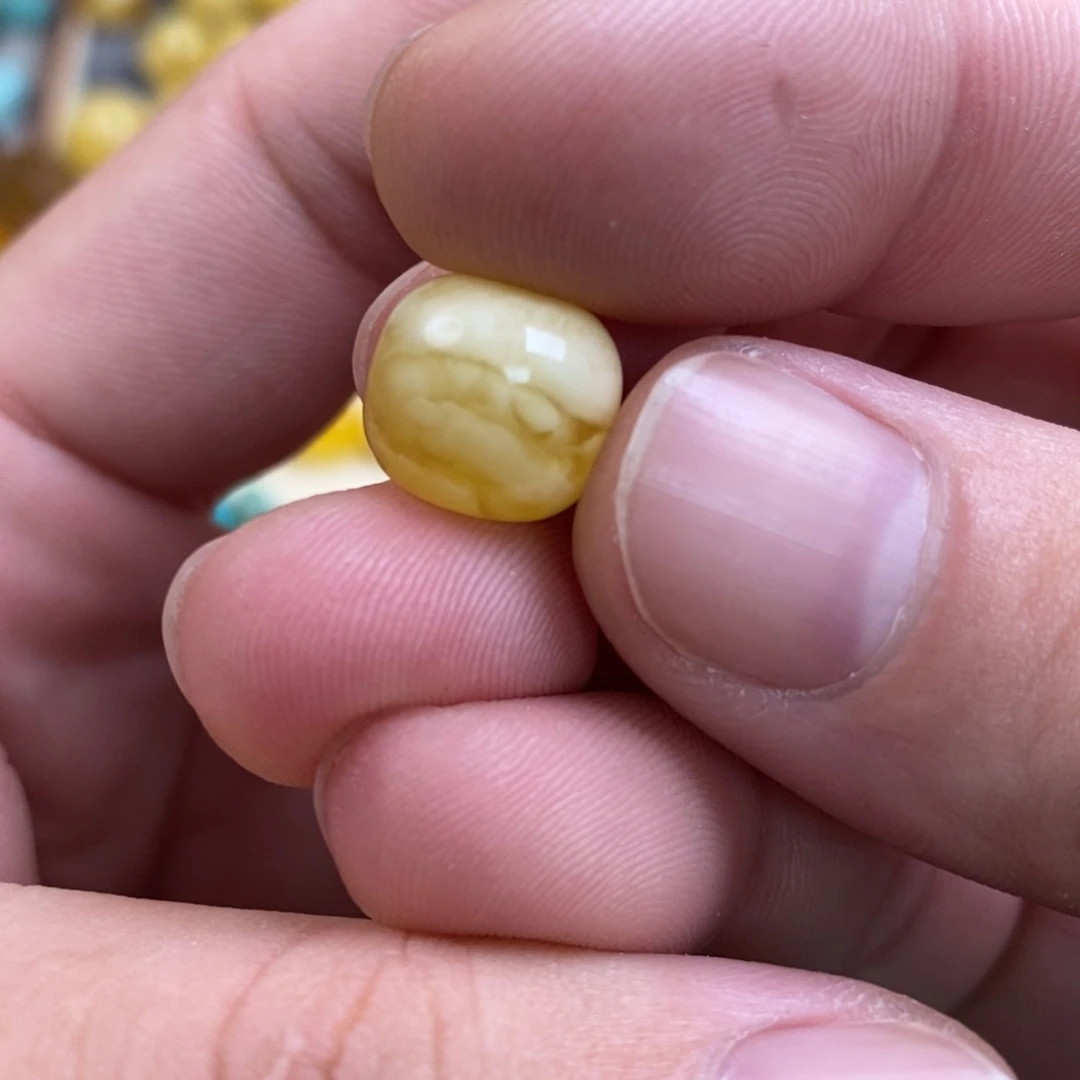 ﹉***n蜜蜡未镶嵌裸石配饰