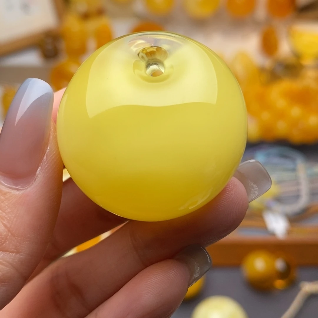 蜜蜡未镶嵌颈饰公主扣