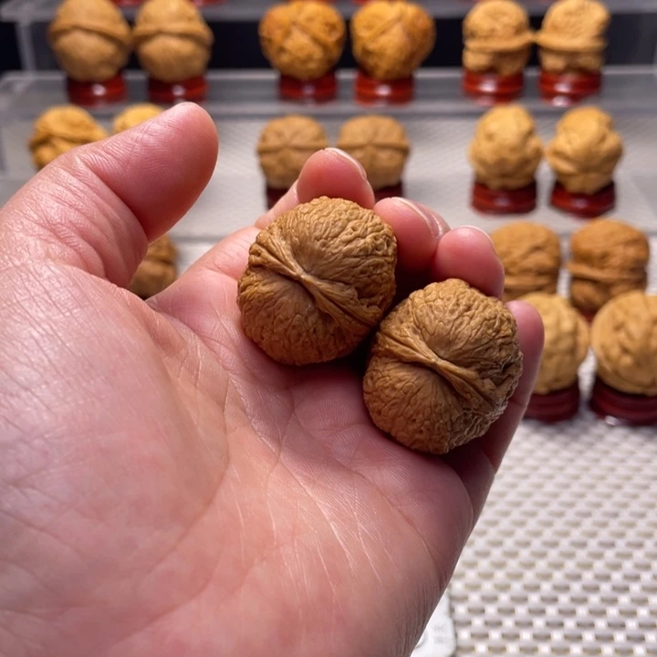 文玩核桃把件1小金元宝