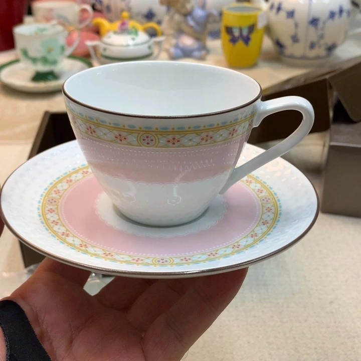 瓷片哈哈哈哈哈我