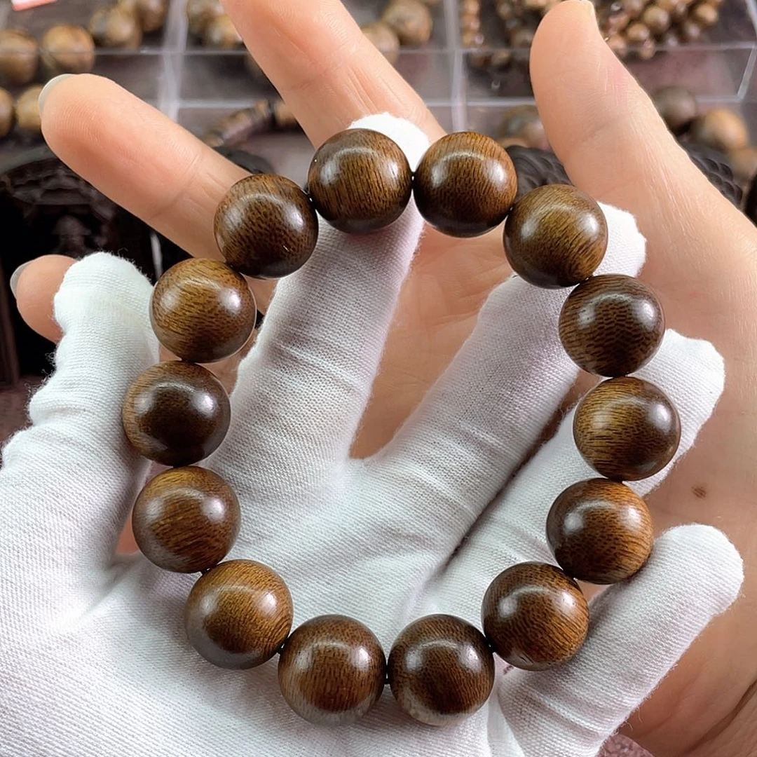 手串沉香华*越南芽庄白棋