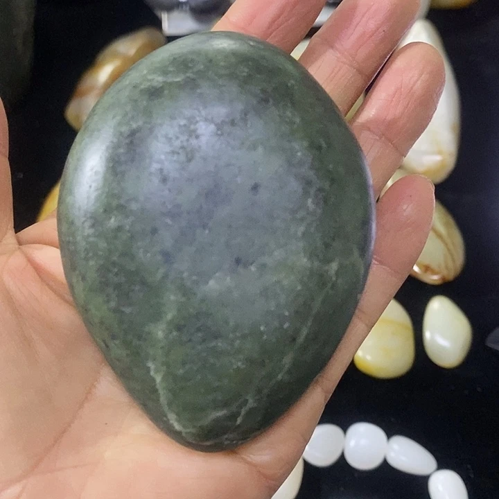 未镶嵌和田玉(糖玉)挂件