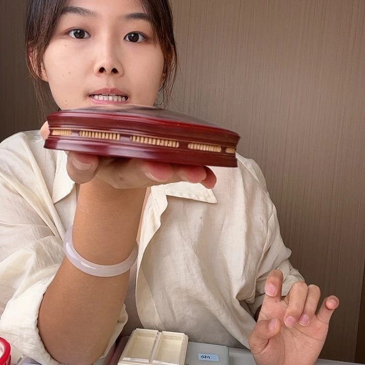鸣虫虫具一个嗯嗯