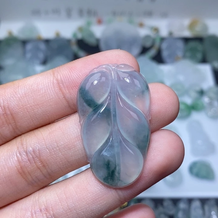 翡翠未镶嵌颈饰冰飘花叶子