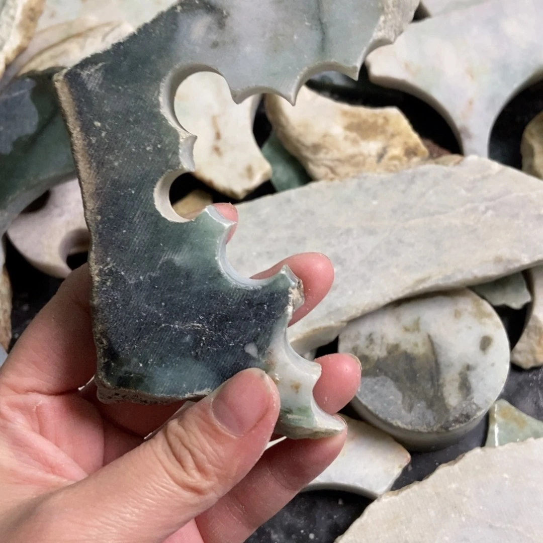 翡翠未镶嵌颈饰天然翡翠