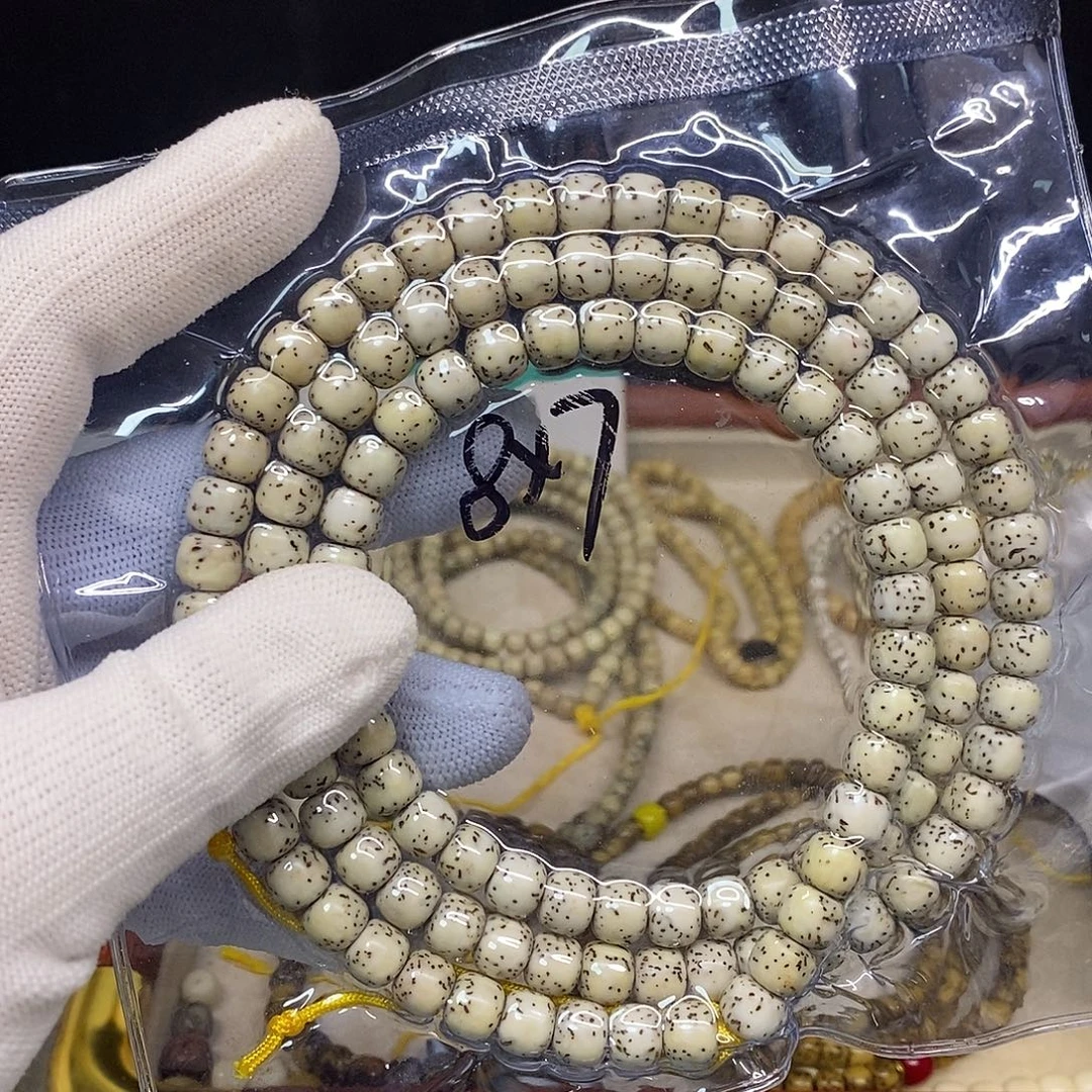 星月菩提手串87大留白无月石玉料