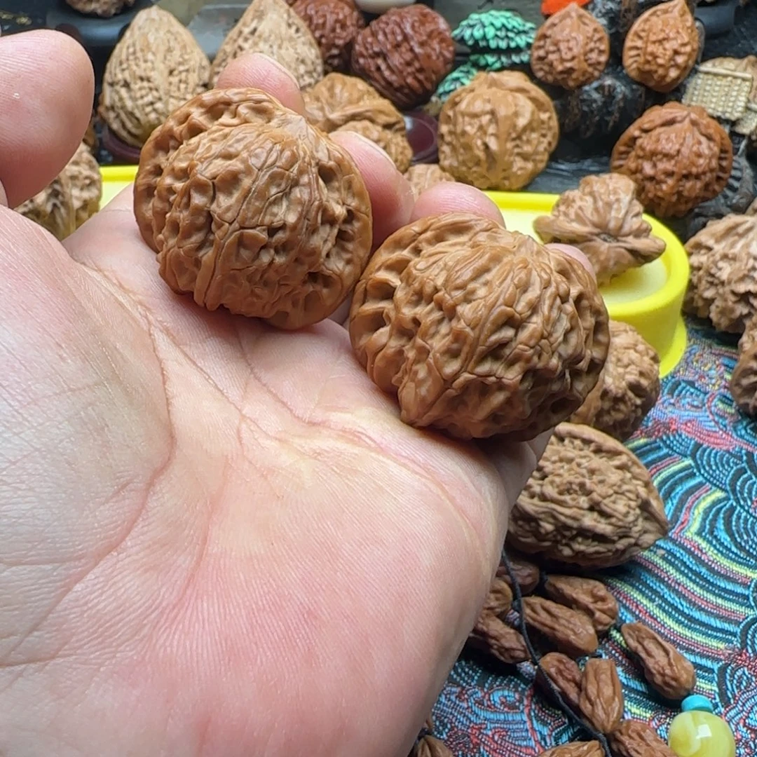 吊坠文玩核桃一口价福利山地磨盘41