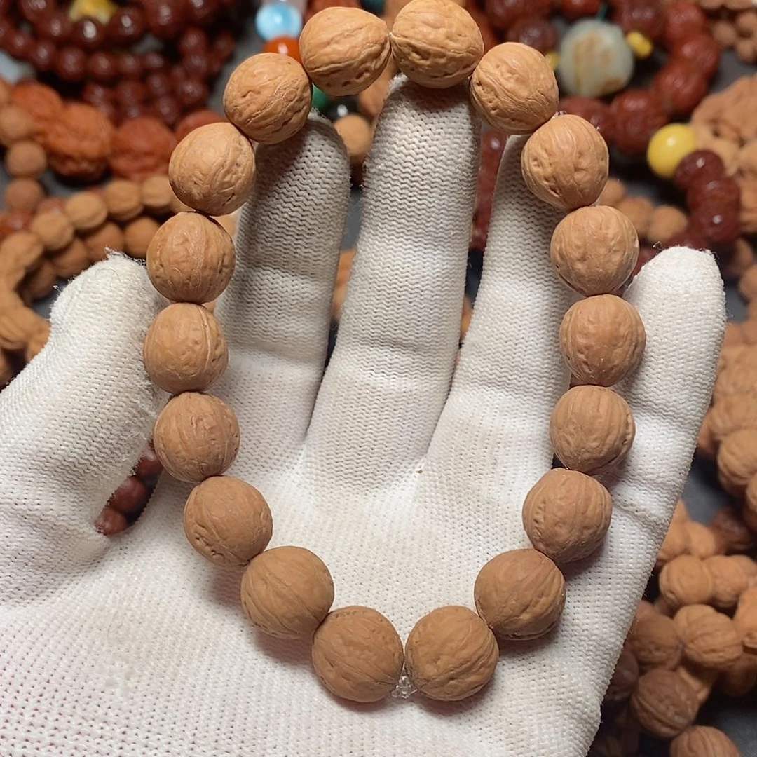 文玩核桃吊坠13.5小金豆