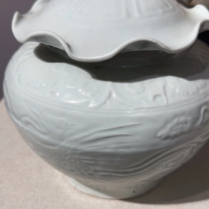 瓷片开***哥复古蝴蝶结亟待解决的