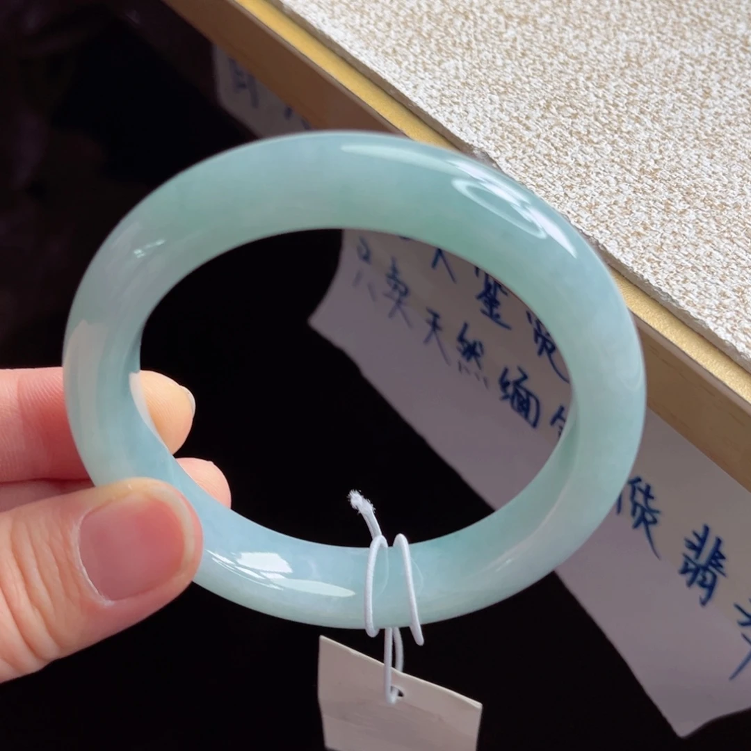 翡翠未镶嵌手镯手镯