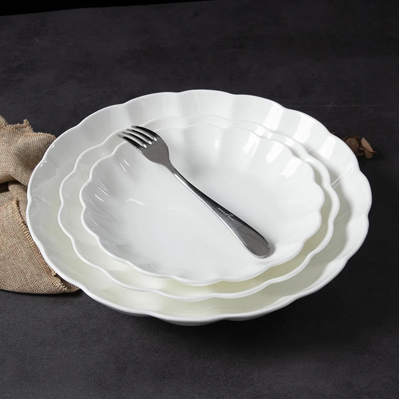 骨瓷深盘子高级感轻奢简约金边陶瓷斗笠盘家用汤盘大号花边菜盘