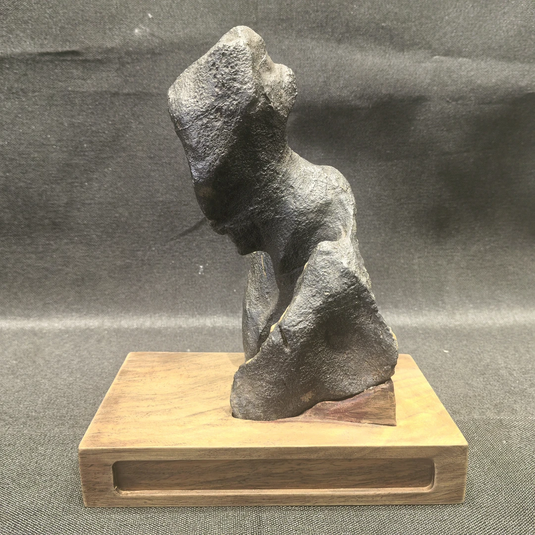 人物象形石  灵璧石 长18.5宽11高23