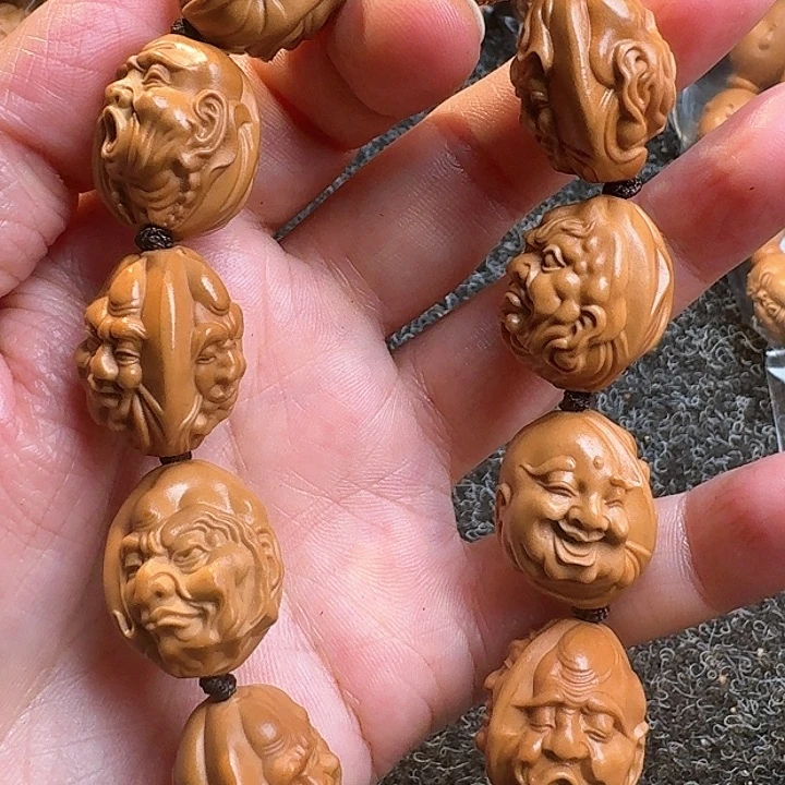 橄榄核吊坠橄榄浮雕罗汉