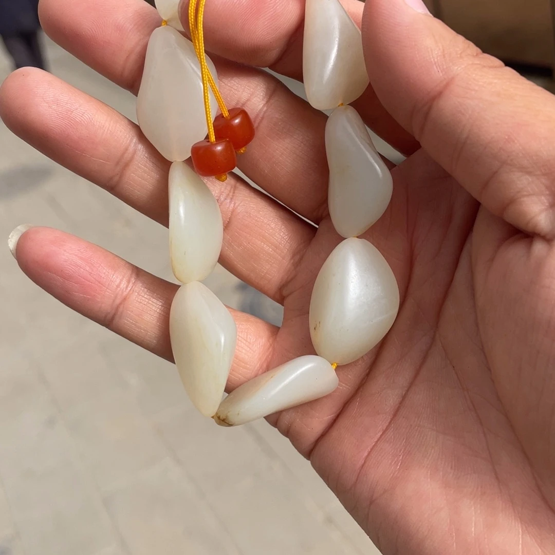 嫣***嫣未镶嵌手链和田玉（糖玉）