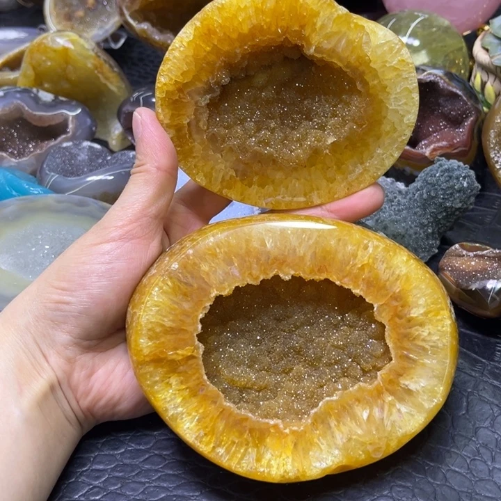 流***彩发饰水晶未镶嵌黄晶盆