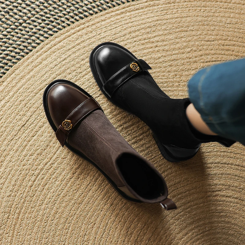 2025年新款平底山茶花短靴袜靴子时尚百搭爆款瘦瘦靴41-43大码